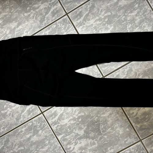 Under Armour women's leggings used, black, size XS