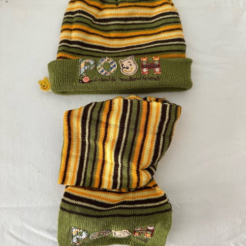 Disney baby hat like new, green-yellow, one size