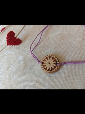 Macrame bracelets with mastic wood like new