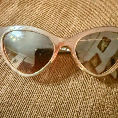 Michael Kors Roanoke MK2259U 40355M sunglasses like new, cat-eye