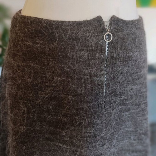 Set of 2 short skirts like new, black and brown, size S