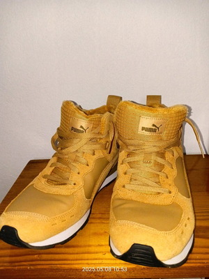 Puma men's boots like new, size 43, beige and yellow
