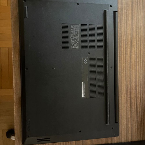 Lenovo ThinkPad E580 laptop i5 8th gen 16GB 750GB Radeon RX 550