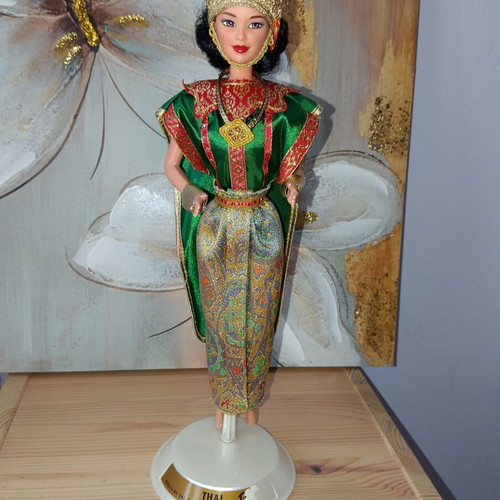 Barbie Dolls of the World Thai doll with stand