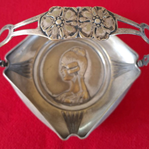 Art Nouveau silver plated candy dish used, early 20th century