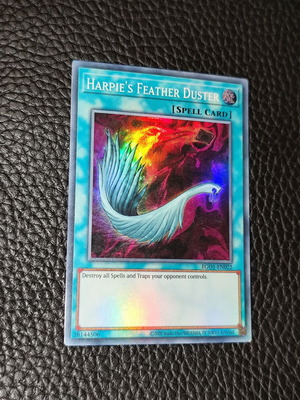 Harpie's Feather Duster Super Rare Yu-Gi-Oh card