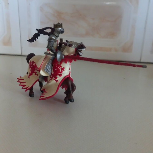 PAPO Knight Figure with Horse like new set
