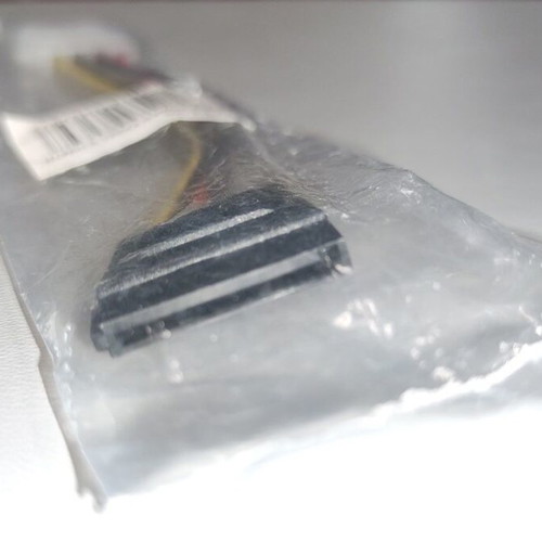 Molex to SATA Cable 10.5 cm New