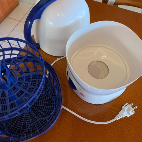 Nuk bottle and pacifier sterilizer used