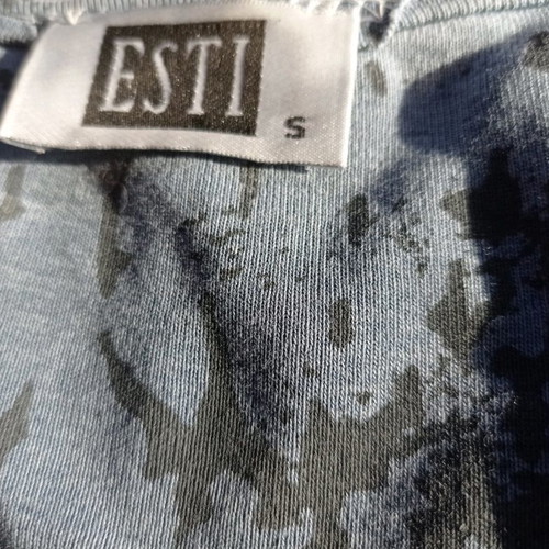 ESTI t-shirt