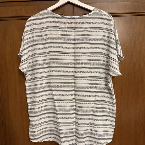 Esmara striped oversized blouse white black, like new, size 44