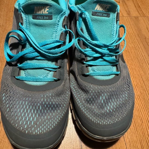 Nike athletic shoes like new, gray and turquoise, size 45