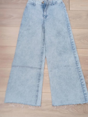 Pink Woman jeans like new, sizes 34-36, blue