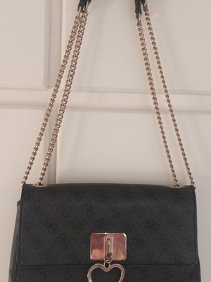 Guess τσάντα ώμου SG729621 γκρι μαύρη σαν καινούργιο με καρδιά