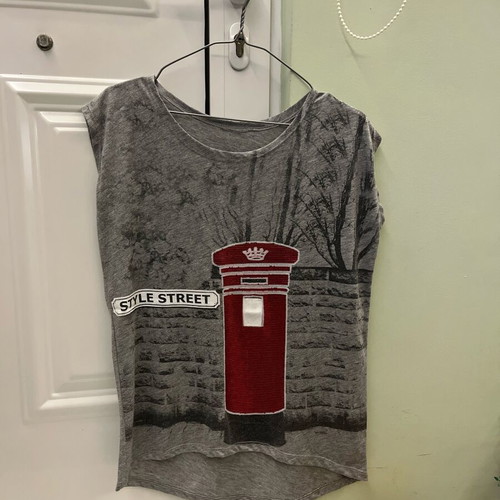 Primark London Style Street top with red sequins, like new, size S/M