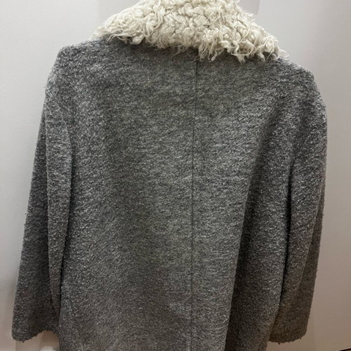 Zara coat grey with ecru collar like new