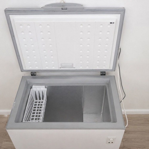 Morris S74205E chest freezer 200L A++