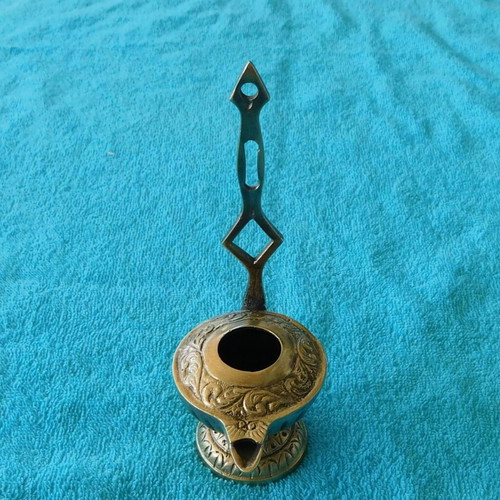 Wall lantern made of solid bronze, traditional style