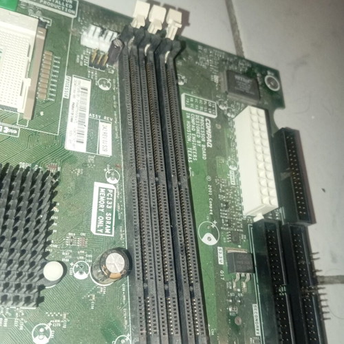 Motherboard used with SDRAM and AGP for retro PC