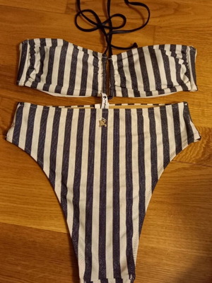 SugarFree bikini set S like new, high waist, black and white