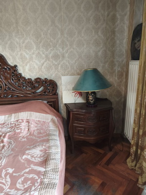 Classic night stands like new