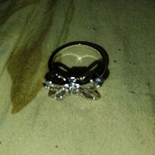 Ribbon ring new with diamond and quartz in white and green
