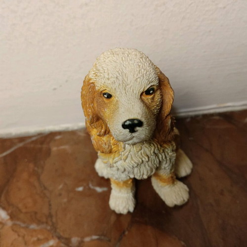 Decorative dog figurine like new, about 7 cm