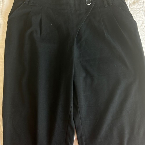 Black women's pants Bershka used with elastic at the bottom