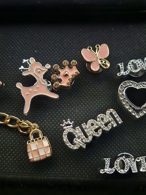 Crocs charms new, pack of 14 colorful pieces