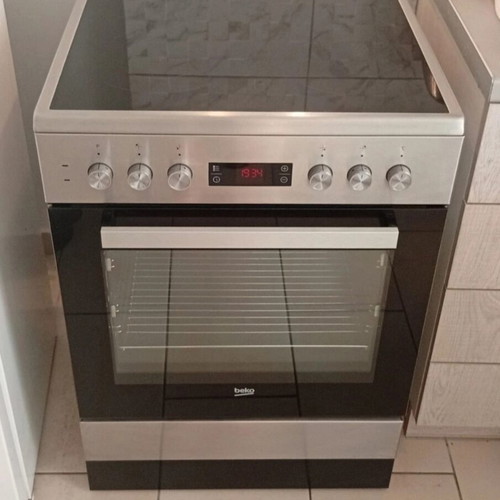 Beko ceramic stove like new