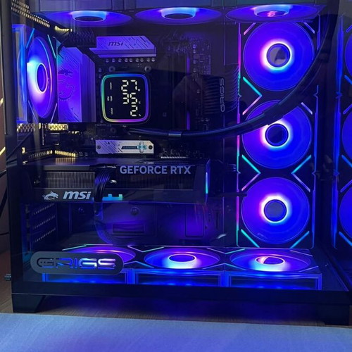 Gaming computer GiRIGS NOVA MAX like new with AMD Ryzen 5 9600X