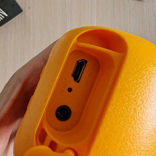 Sony SRS-XB01 portable wireless speaker with EXTRA BASS, yellow, like new