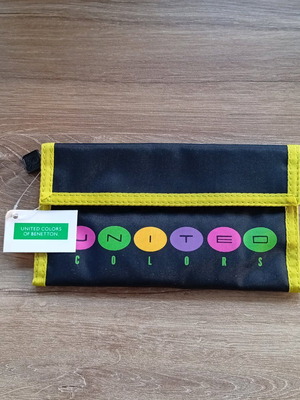Benetton wallet new, height 18.5 cm
