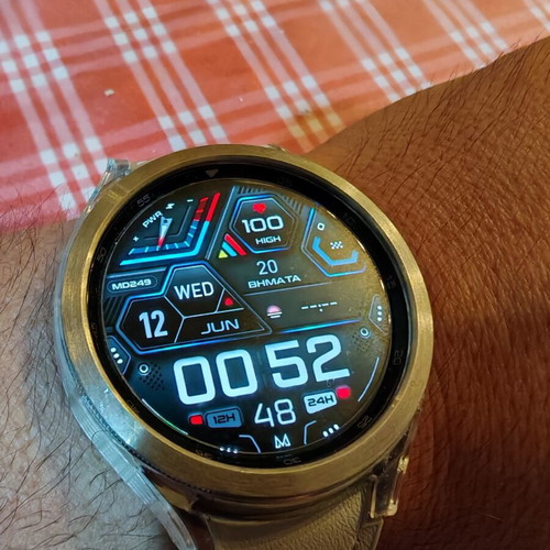 Samsung Galaxy Watch 6 47 като нов с калъф и протекция за екран Ringke