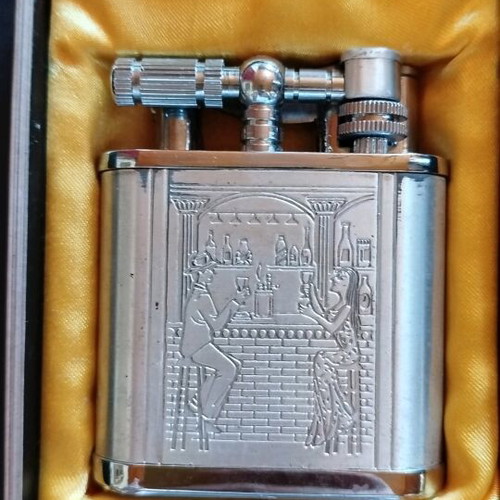 Yi Bao large desk lighter used