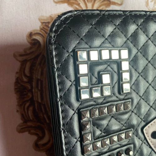 Guess shoulder and crossbody bag like new, black