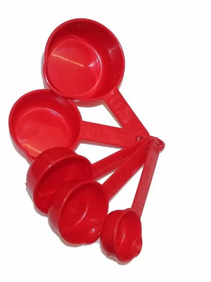 Measuring cups new, set of 5, plastic