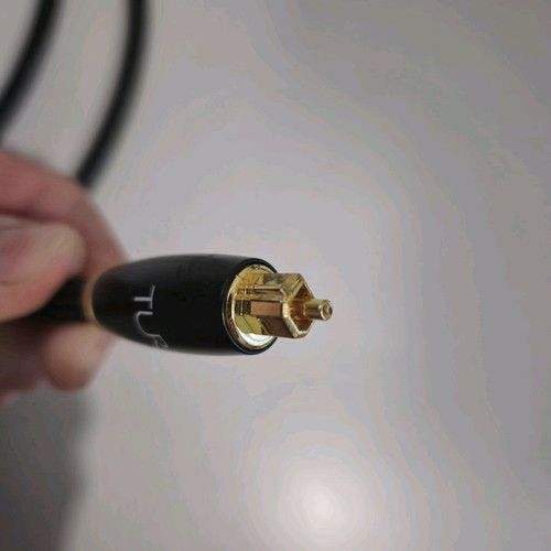 Various cables like new for consoles and TVs