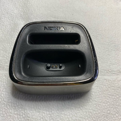 Nokia DT-8 charging dock used for Nokia-8800 SIROCCO silver