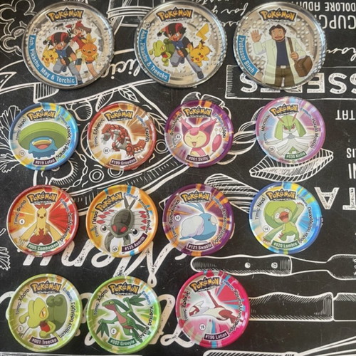 Pokémon metal caps like new