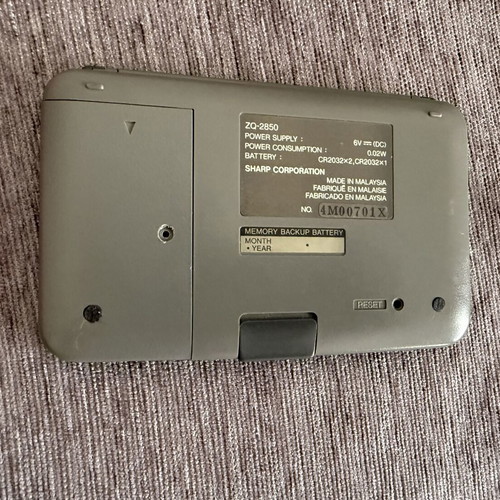Sharp Electronic Organizer 64KB used with screen issue