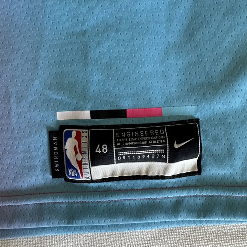 Miami Heat Jimmy Butler Jersey like new, 2020-2021 season, size Large