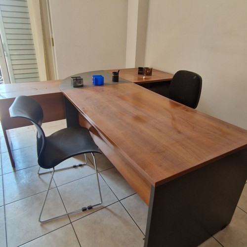 Office furniture set with L-shaped extension desk