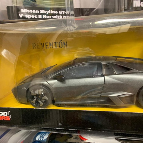 Mondo Motors Lamborghini 1/18 new