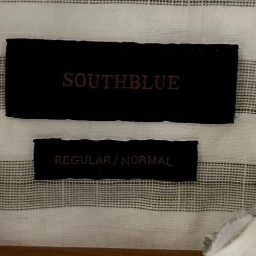 South Blue Medium shirt like new, white/khaki