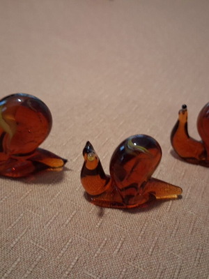 Mourano style snails set of 3, like new