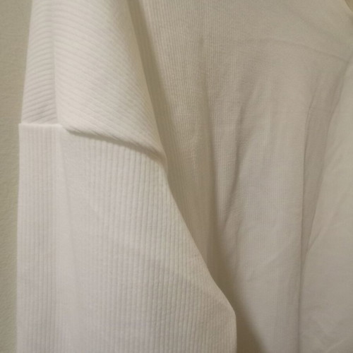 White long-sleeve ribbed blouse new, size M