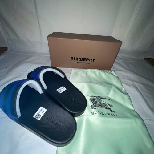 Burberry slides blue check, brand new size 42.5
