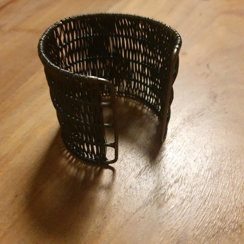 Metal bracelet like new, dark anthracite