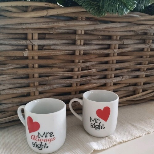 Mr Right and Mrs Always Right mug set like new with humor